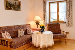 Im Wohnzimmer in der Ferienwohnung Untersberg