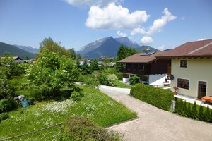 Ausblick vom Balkon auf den Untersber